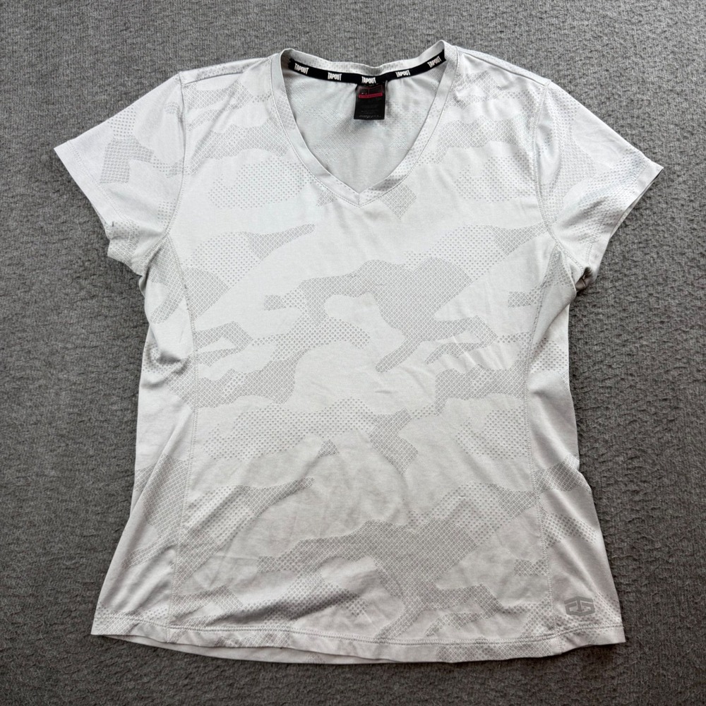 Tapout Camo Activewear Shirt Womens Medium Grey V-Neck Short Sleeve Athletic Top